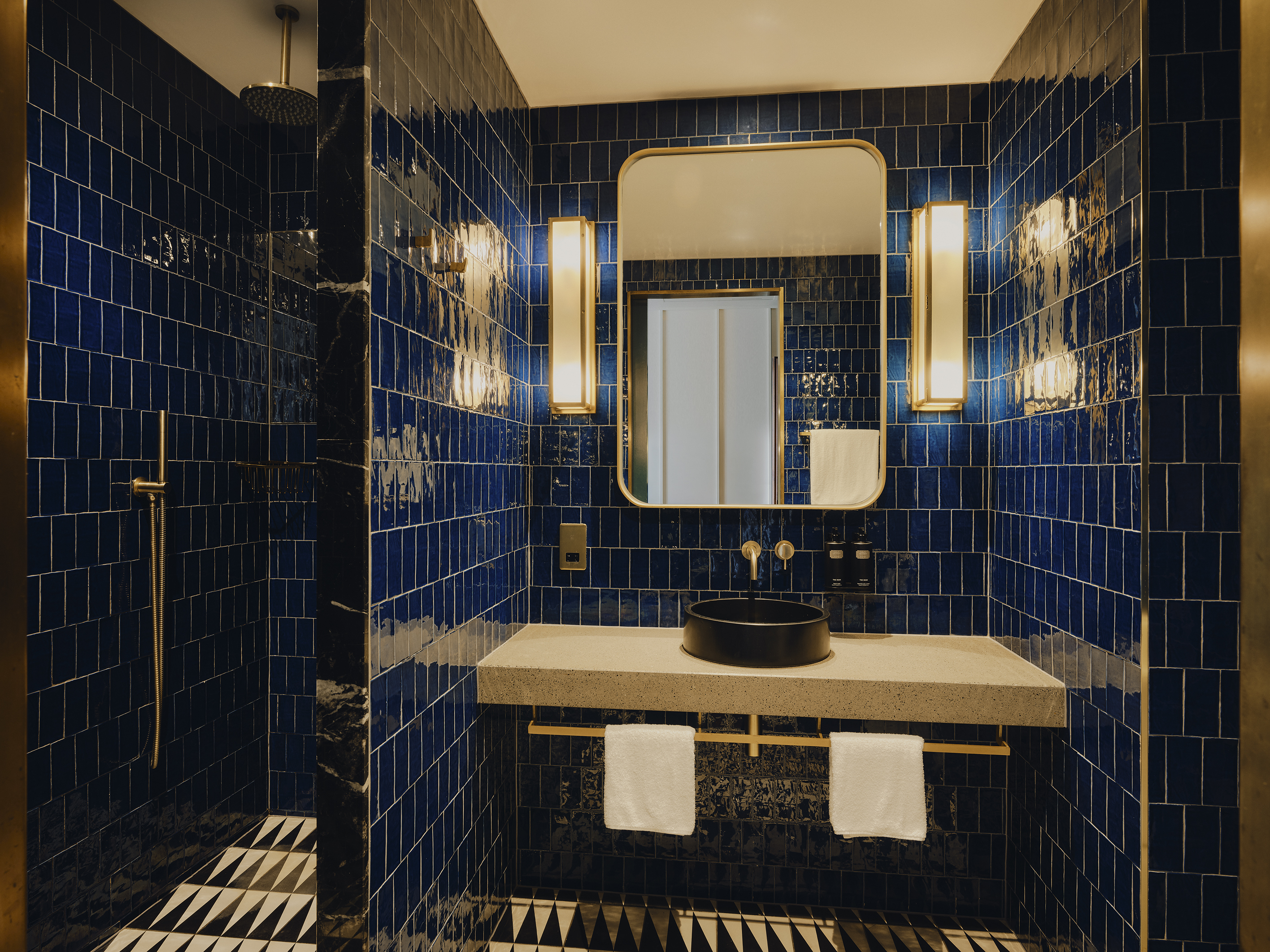 Bathroom in High Double