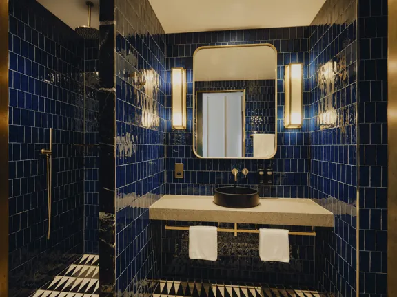 Bathroom in High Double