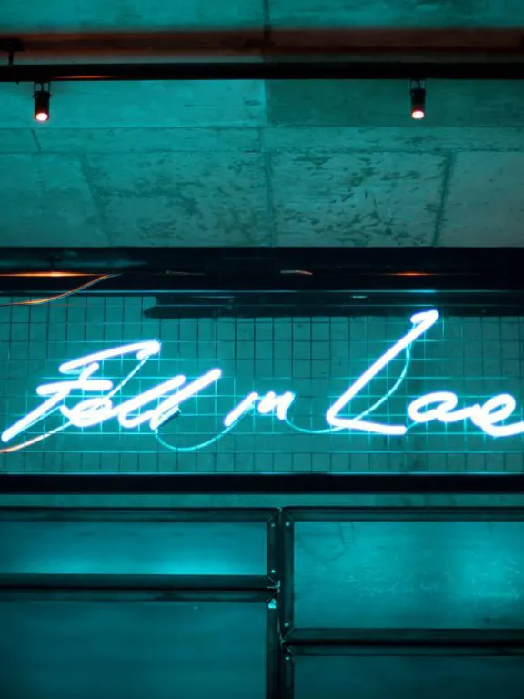 Tracey Emin Neon Sign at The Dena Dublin Centre