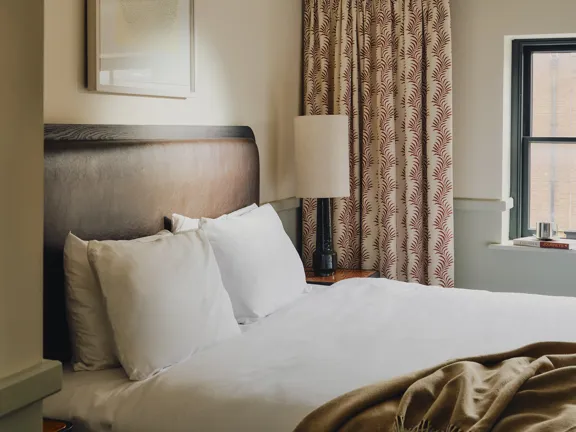 The Dean Dublin Centre Townhouse Suite Bed