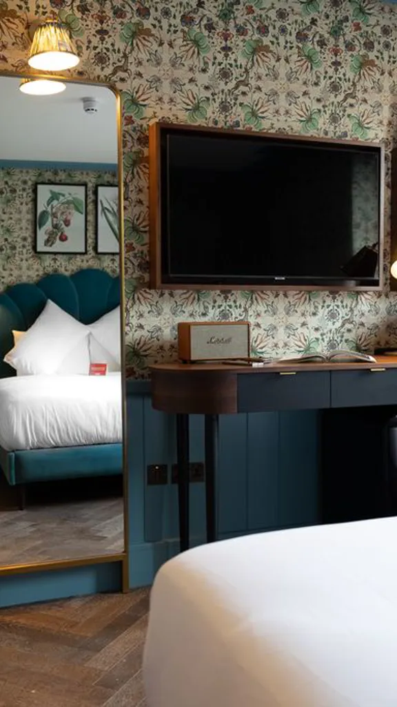 The Townhouse Double in The Dean Dublin Centre