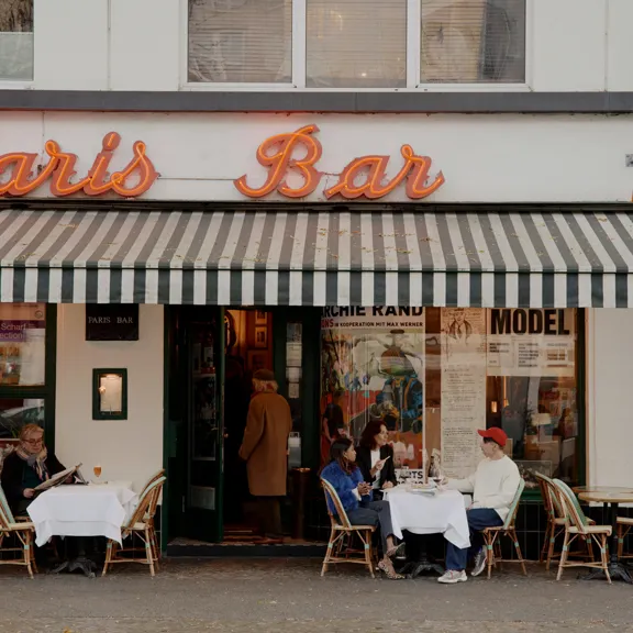 Paris Bar Berlin Exterior shot